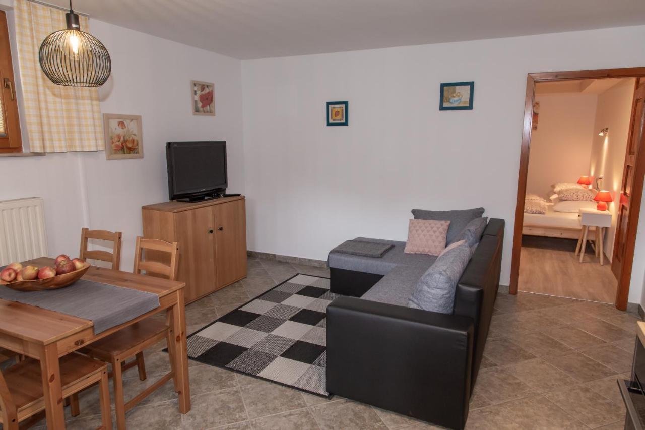 Apartments Rozic Бохин Екстериор снимка