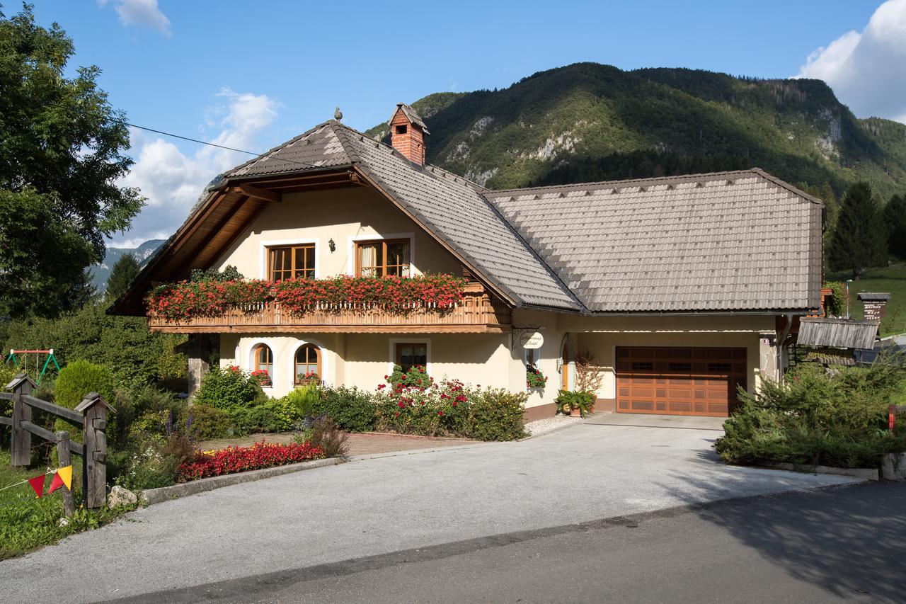 Apartments Rozic Бохин Екстериор снимка