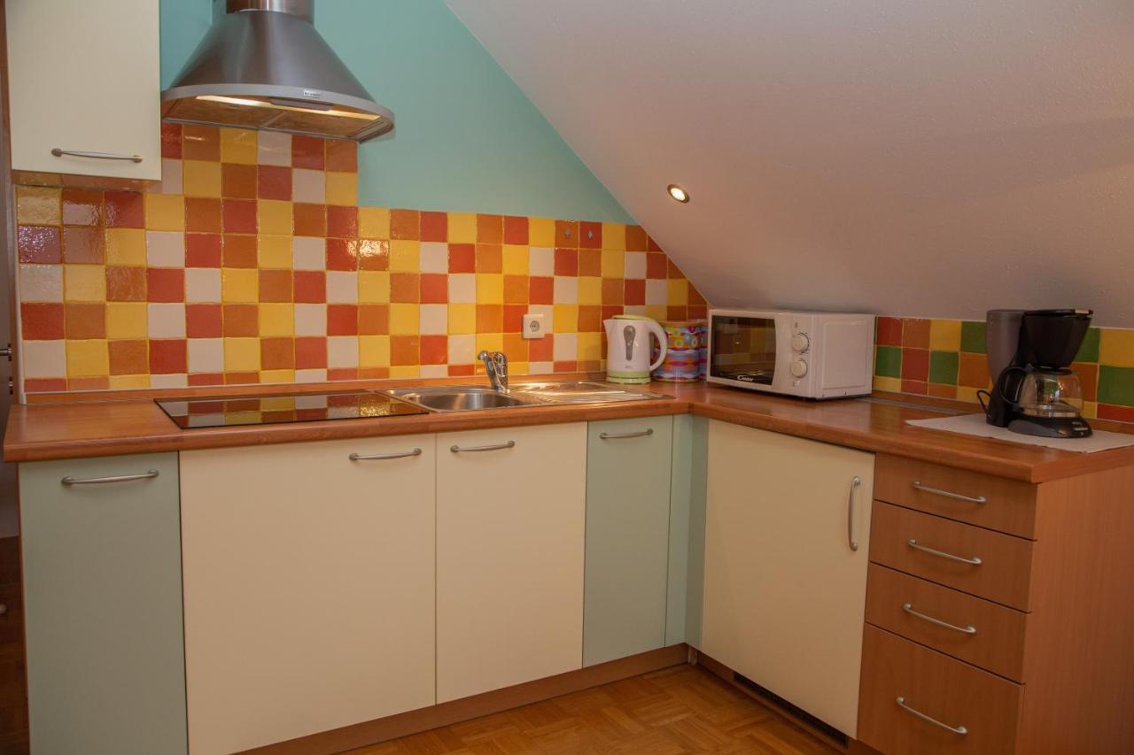 Apartments Rozic Бохин Екстериор снимка