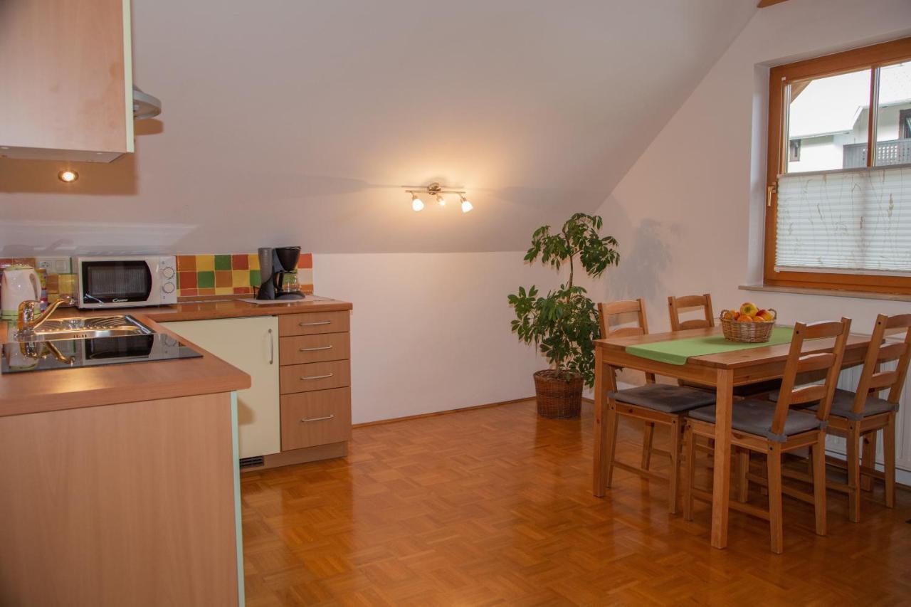 Apartments Rozic Бохин Екстериор снимка